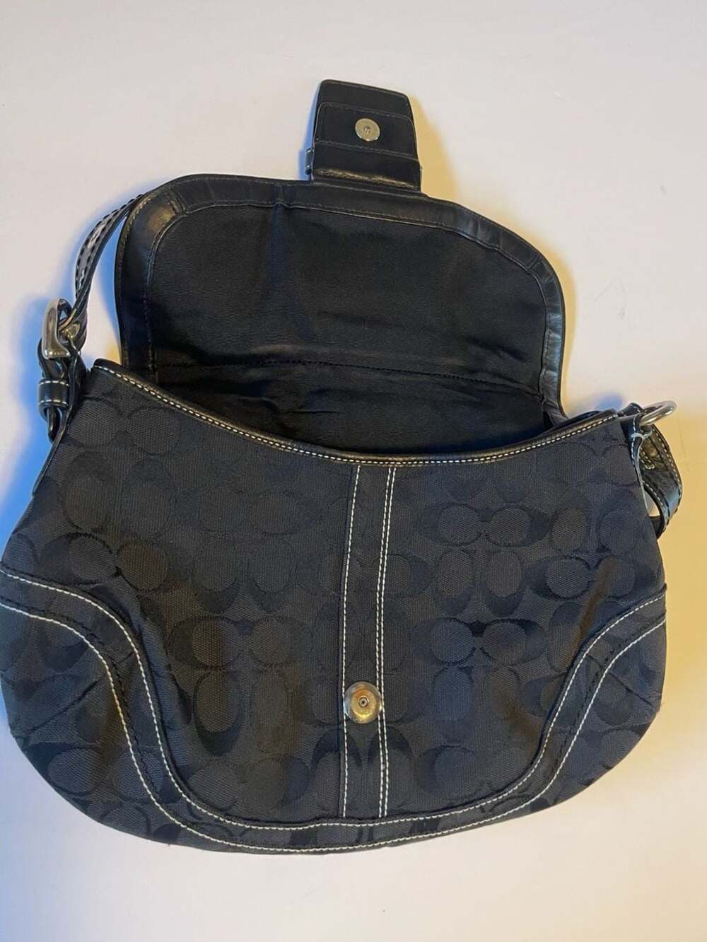 Vintage Coach Black Shoulder Bag 10297 - Picture 4 of 12